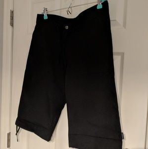 Like new Prana capris